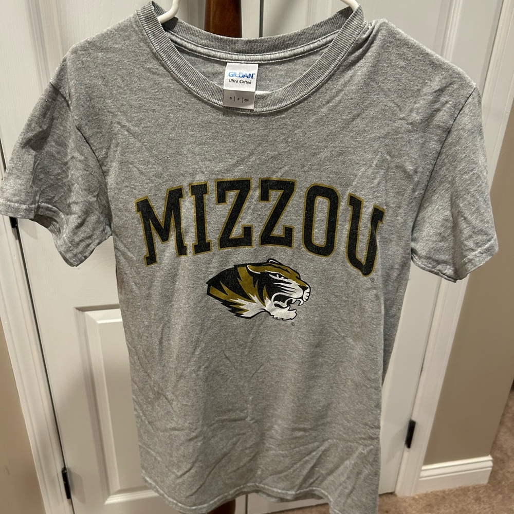 NCAA Mizzou Tigers Gray TShirt